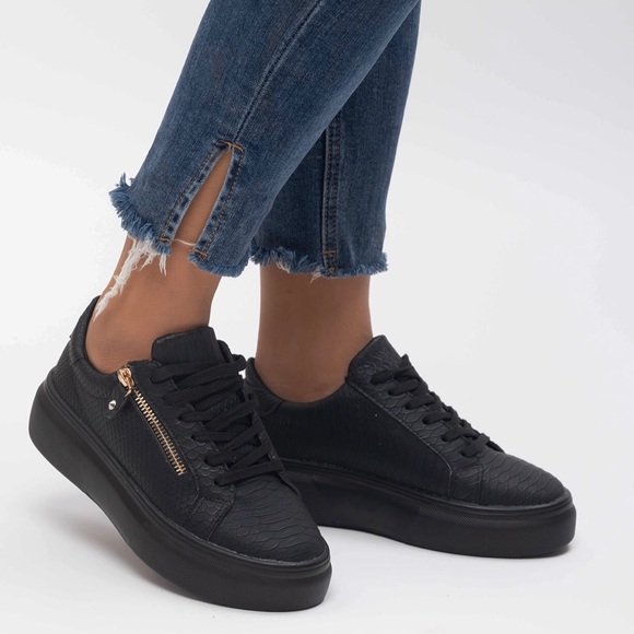 SOLD - Picture 3 of 6